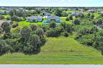 148 Spring Dr, FL 33947 — 2 of 24