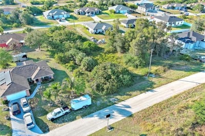 394 Palencia Ave, Lehigh Acres, FL 33974 — 10 of 21