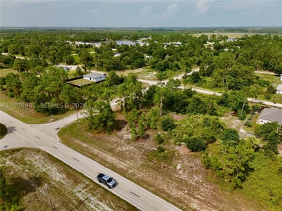 1041 Columbus Blvd, Lehigh Acres, FL 33974 — 16 of 25