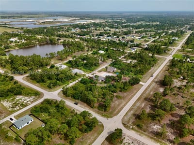 1041 Columbus Blvd, Lehigh Acres, FL 33974 — 21 of 25