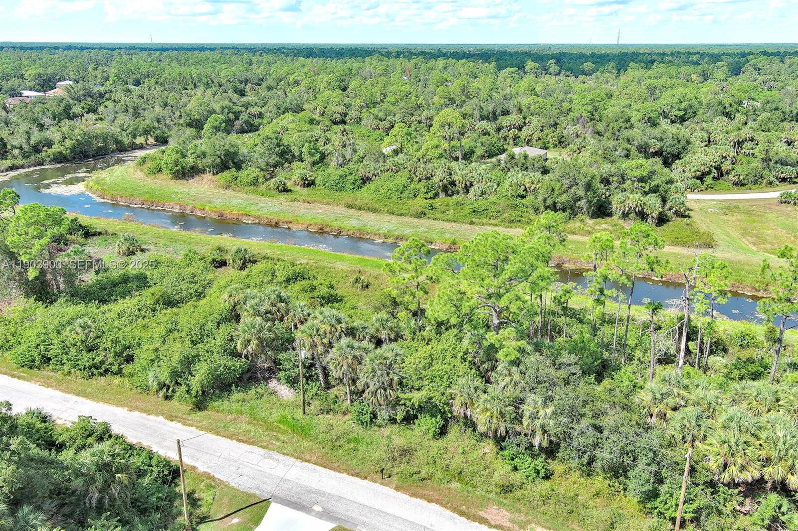 Blackwood Cir, North Port, FL 34288 — 5 of 34