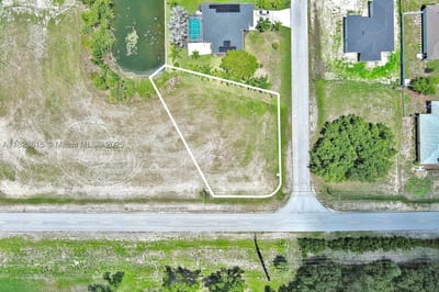 3417 Andalusia Blvd, Cape Coral, FL 33909 — 2 of 24