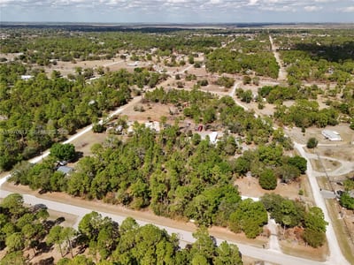 439 Avenida Del Sur, Clewiston, FL 33440 — 13 of 40