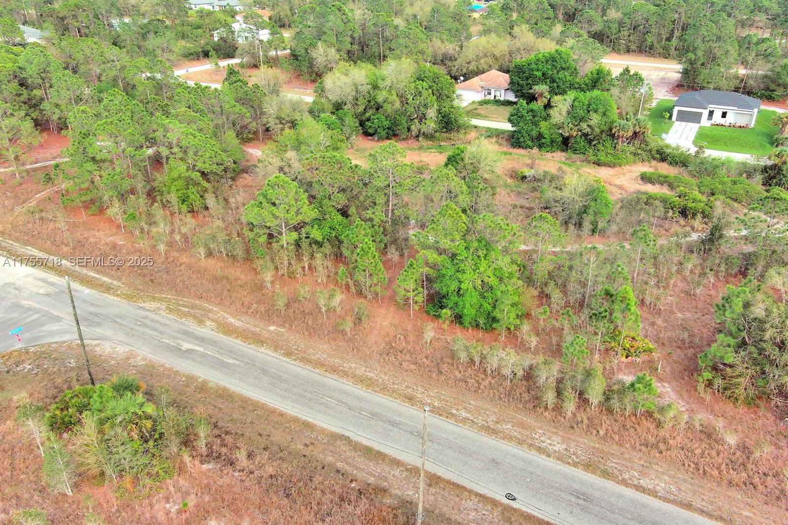 565 Summit Ave S, Lehigh Acres, FL 33974 — 10 of 24