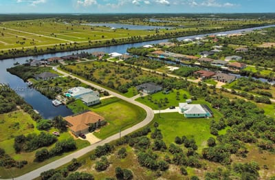 10705 Rainsville St, Port Charlotte, FL 33981 — 4 of 12