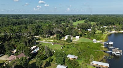 201 Floradandy Rd, FL 32640 — 26 of 49