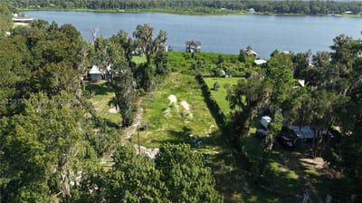 201 Floradandy Rd, FL 32640 — 44 of 49