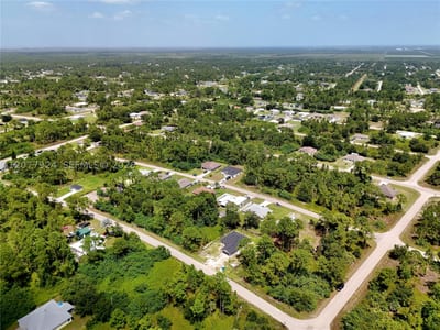 523 Summit Ave, Lehigh Acres, FL 33974 — 12 of 59
