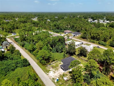 523 Summit Ave, Lehigh Acres, FL 33974 — 43 of 59