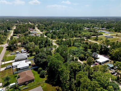 523 Summit Ave, Lehigh Acres, FL 33974 — 53 of 59