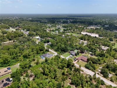 811 Edison Ave, Lehigh Acres, FL 33972 — 10 of 61