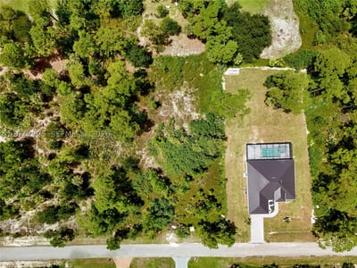 811 Edison Ave, Lehigh Acres, FL 33972 — 52 of 61