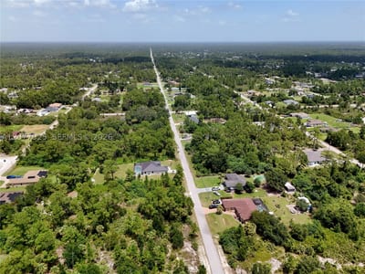 811 Edison Ave, Lehigh Acres, FL 33972 — 53 of 61