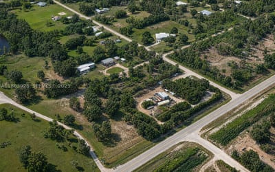 29279 Hazelwood Dr, Punta Gorda, FL 33982 — 2 of 4