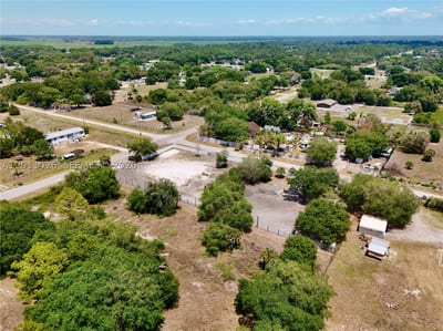 242 Bald Cypress Ave, Clewiston, FL 33440 — 25 of 36
