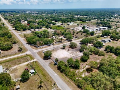 242 Bald Cypress Ave, Clewiston, FL 33440 — 27 of 36