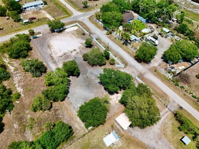 242 Bald Cypress Ave, Clewiston, FL 33440 — 33 of 36