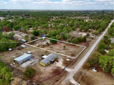 220 N Palomino St, Clewiston, FL 33440 — 2 of 17