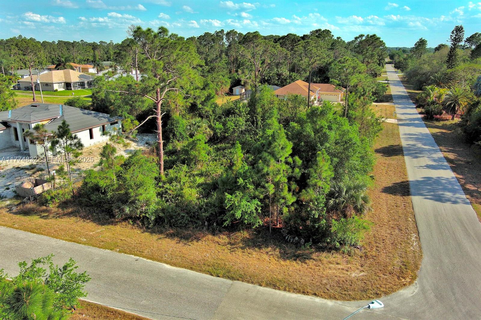 2500 E 9th St, Lehigh Acres, FL 33936 — 2 of 24
