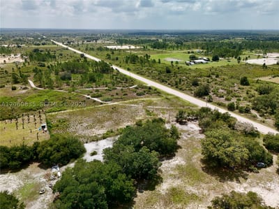 18277 NW 304th St, Okeechobee, FL 34972 — 37 of 56