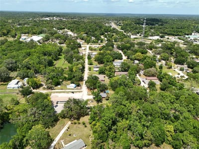 Josephine St, FL 34601 — 19 of 26