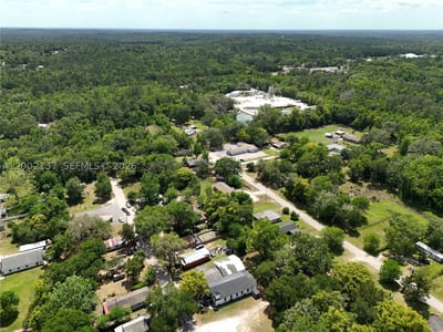 Josephine St, FL 34601 — 21 of 26