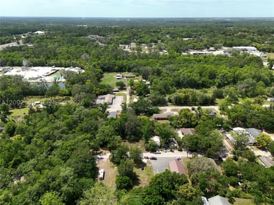 Josephine St, FL 34601 — 22 of 26