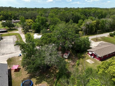 Josephine St, FL 34601 — 8 of 26