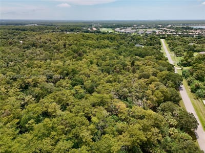 35th Ave Nw, Naples, FL 34120 — 27 of 81