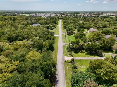 35th Ave Nw, Naples, FL 34120 — 35 of 81