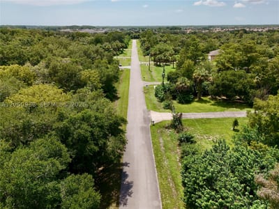 35th Ave Nw, Naples, FL 34120 — 61 of 81