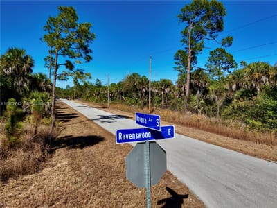 131 Navarra Ave S, Lehigh Acres, FL 33974 — 9 of 11
