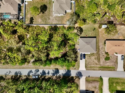 Apollo Ave, North Port, FL 34286 — 4 of 37