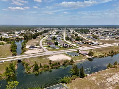 900 Vogiantzis Pkwy, Cape Coral, FL 33909 — 38 of 43