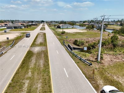 900 Vogiantzis Pkwy, Cape Coral, FL 33909 — 43 of 43