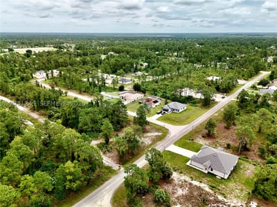 721 Pinecastle Dr, Lehigh Acres, FL 33974 — 19 of 34