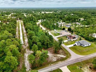 721 Pinecastle Dr, Lehigh Acres, FL 33974 — 32 of 34