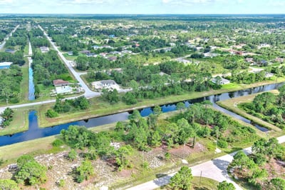 745 Troy Ave, Lehigh Acres, FL 33974 — 4 of 29