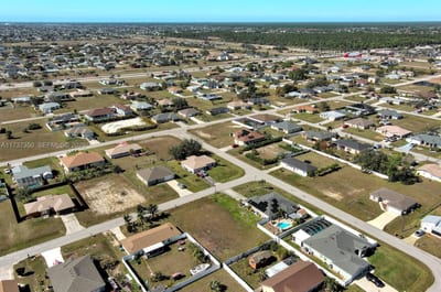 2013 NE 18th Ave, Cape Coral, FL 33909 — 18 of 19