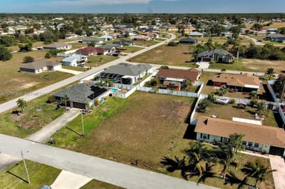 2013 NE 18th Ave, Cape Coral, FL 33909 — 8 of 19