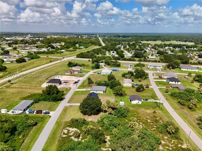 2038 S Montana Cir, La Belle, FL 33935 — 12 of 56