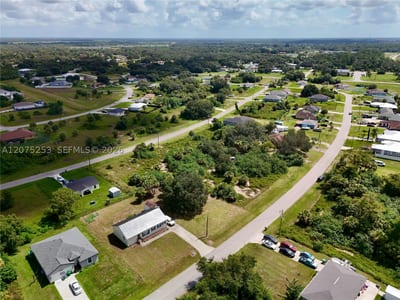 2038 S Montana Cir, La Belle, FL 33935 — 16 of 56