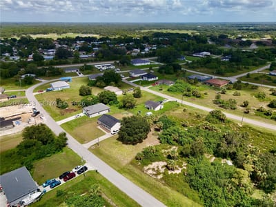 2038 S Montana Cir, La Belle, FL 33935 — 19 of 56