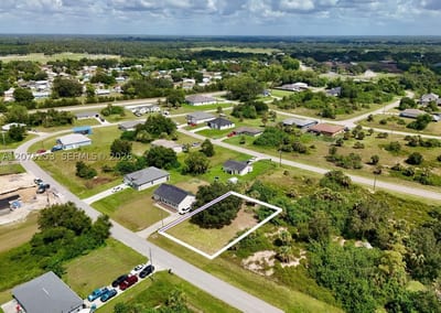 2038 S Montana Cir, La Belle, FL 33935 — 2 of 56