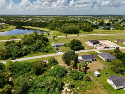 2038 S Montana Cir, La Belle, FL 33935 — 22 of 56