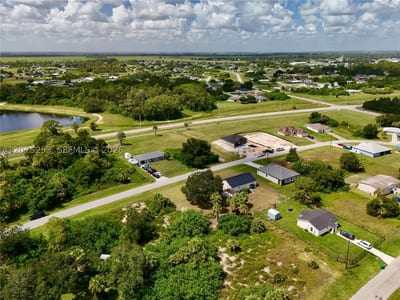 2038 S Montana Cir, La Belle, FL 33935 — 53 of 56