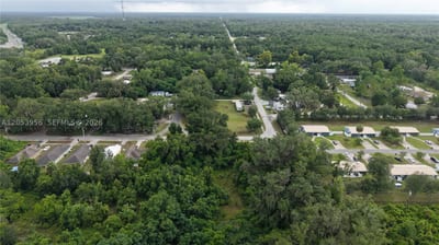 SW 2nd Ave, FL 32626 — 16 of 20