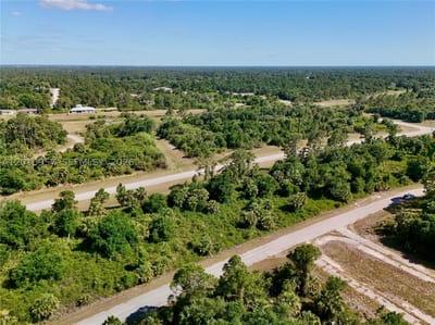 Custer Cir, North Port, FL 34288 — 18 of 26