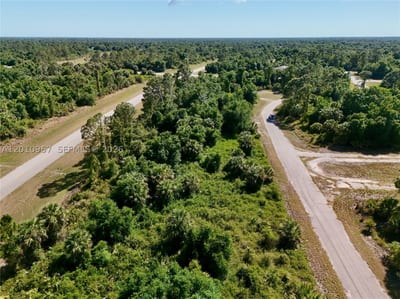 Custer Cir, North Port, FL 34288 — 21 of 26