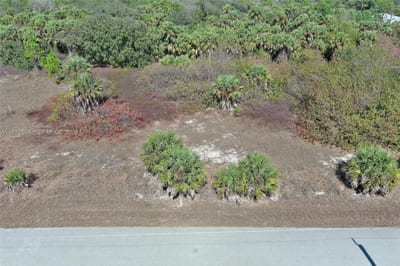 Eastman Cir, North Port, FL 34288 — 15 of 41